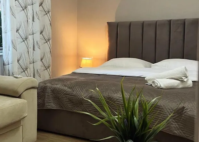 New Bazaar Cane Apartment 2